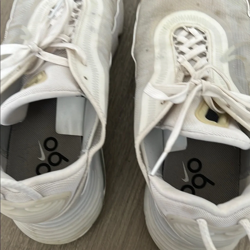 Nike Cream White Athletic Shoes with Breathable Mesh Air Max 2090 - Picture 7 of 8